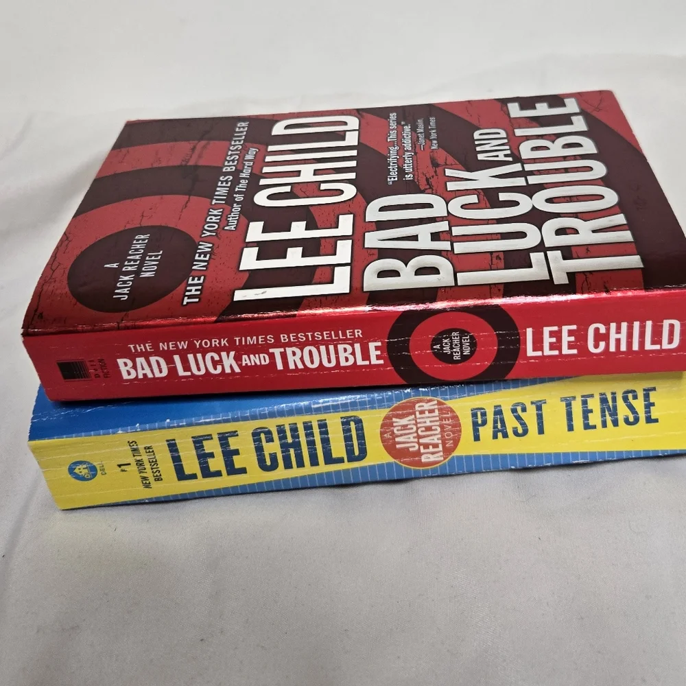 LEE CHILD 2 Jack Reacher Novels Past Tense and Bad Luck And‎ Trouble books